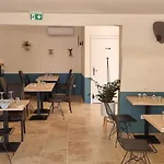 Le Petit Eden Bed and breakfast Saint-Quentin-la-Poterie