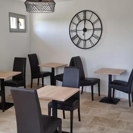 Le Petit Eden Bed and breakfast